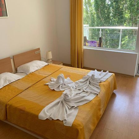 Mng Holiday Yassen Apartments Sunny Beach Esterno foto