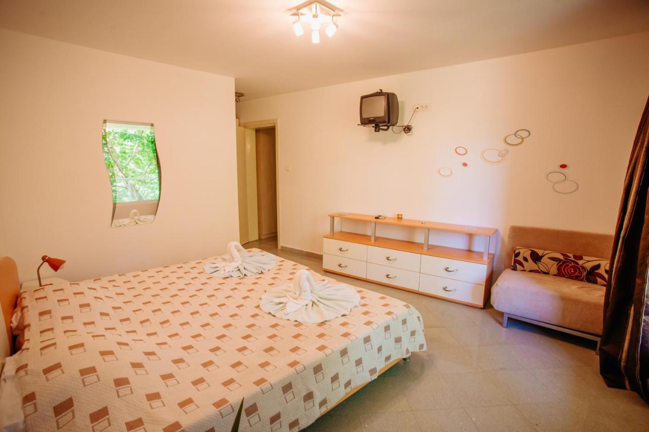 Mng Holiday Yassen Apartments Sunny Beach Esterno foto
