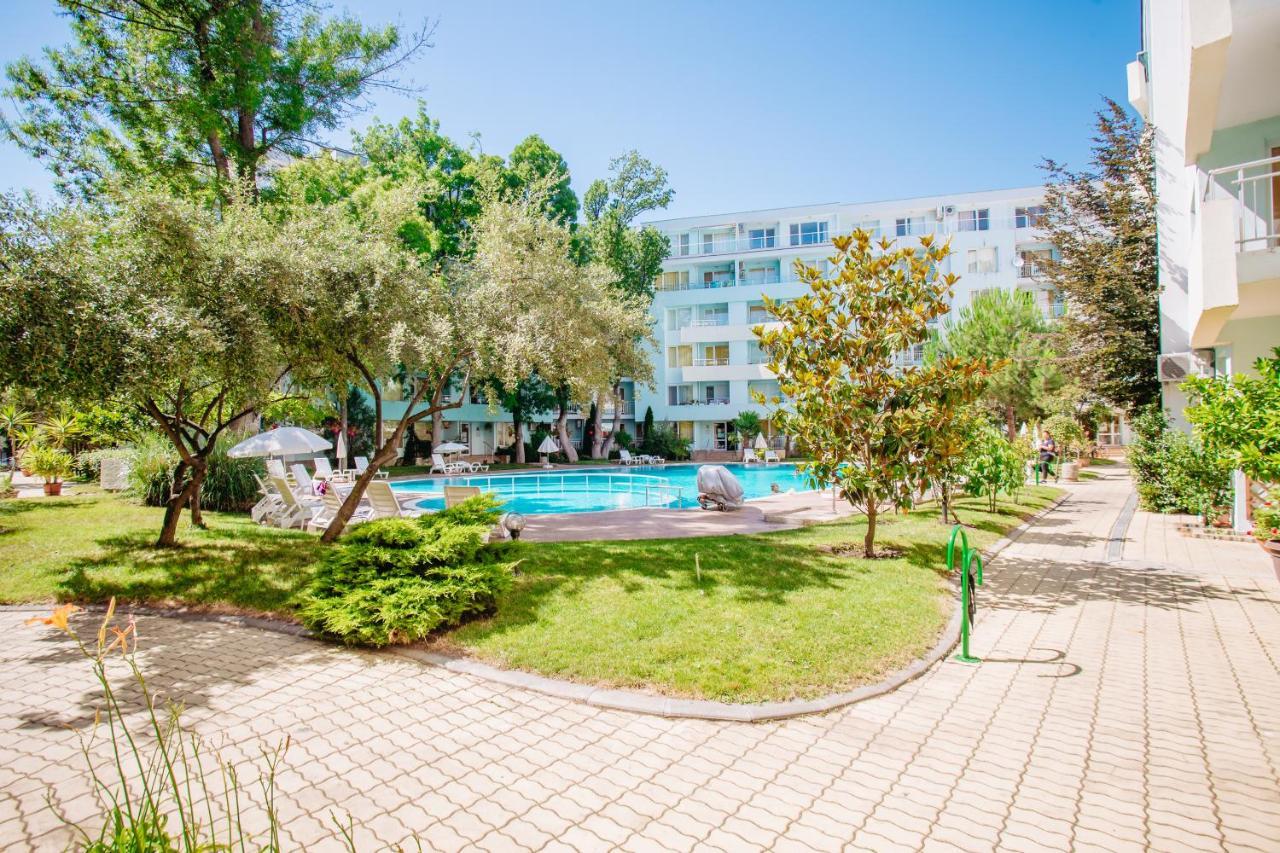 Mng Holiday Yassen Apartments Sunny Beach Esterno foto