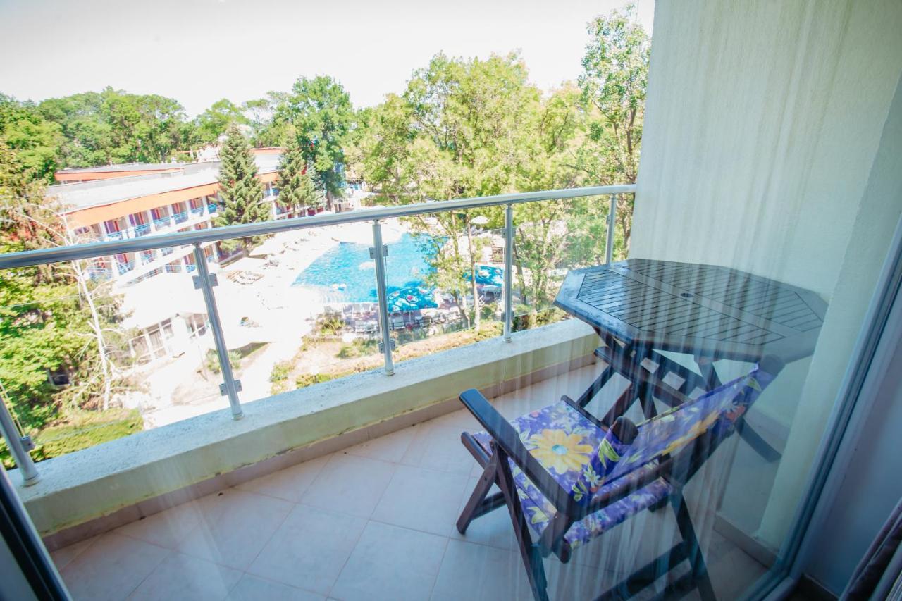 Mng Holiday Yassen Apartments Sunny Beach Esterno foto