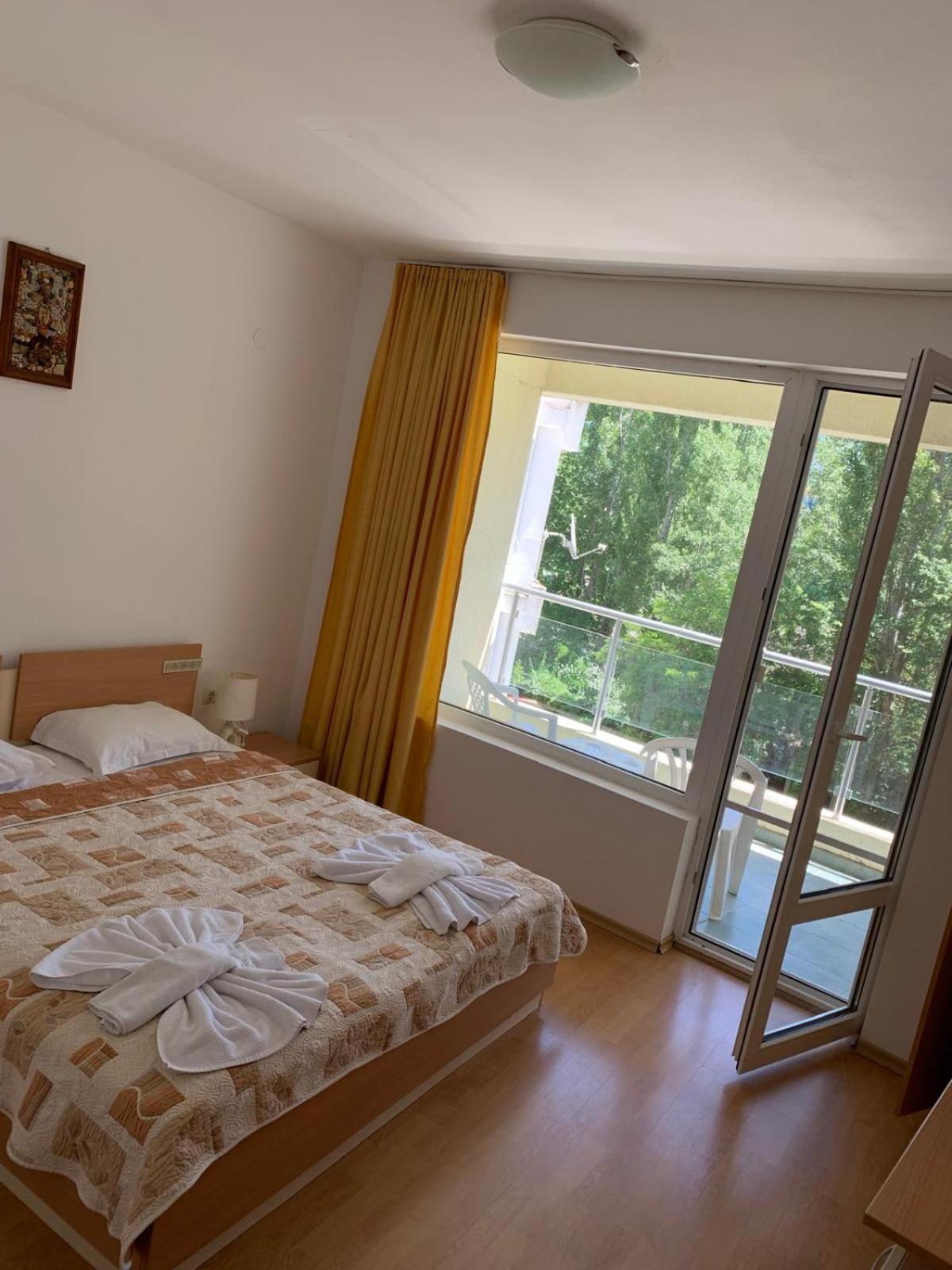 Mng Holiday Yassen Apartments Sunny Beach Esterno foto
