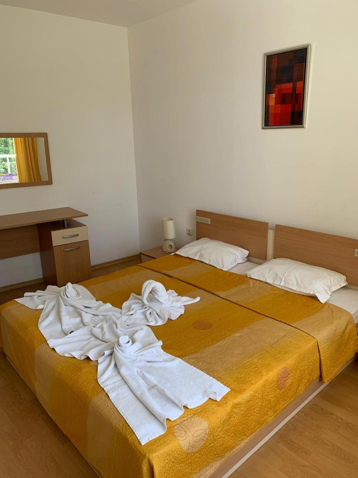 Mng Holiday Yassen Apartments Sunny Beach Esterno foto
