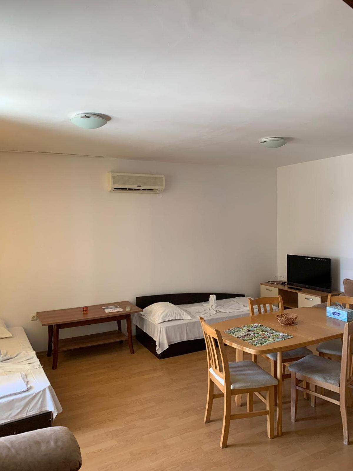 Mng Holiday Yassen Apartments Sunny Beach Esterno foto