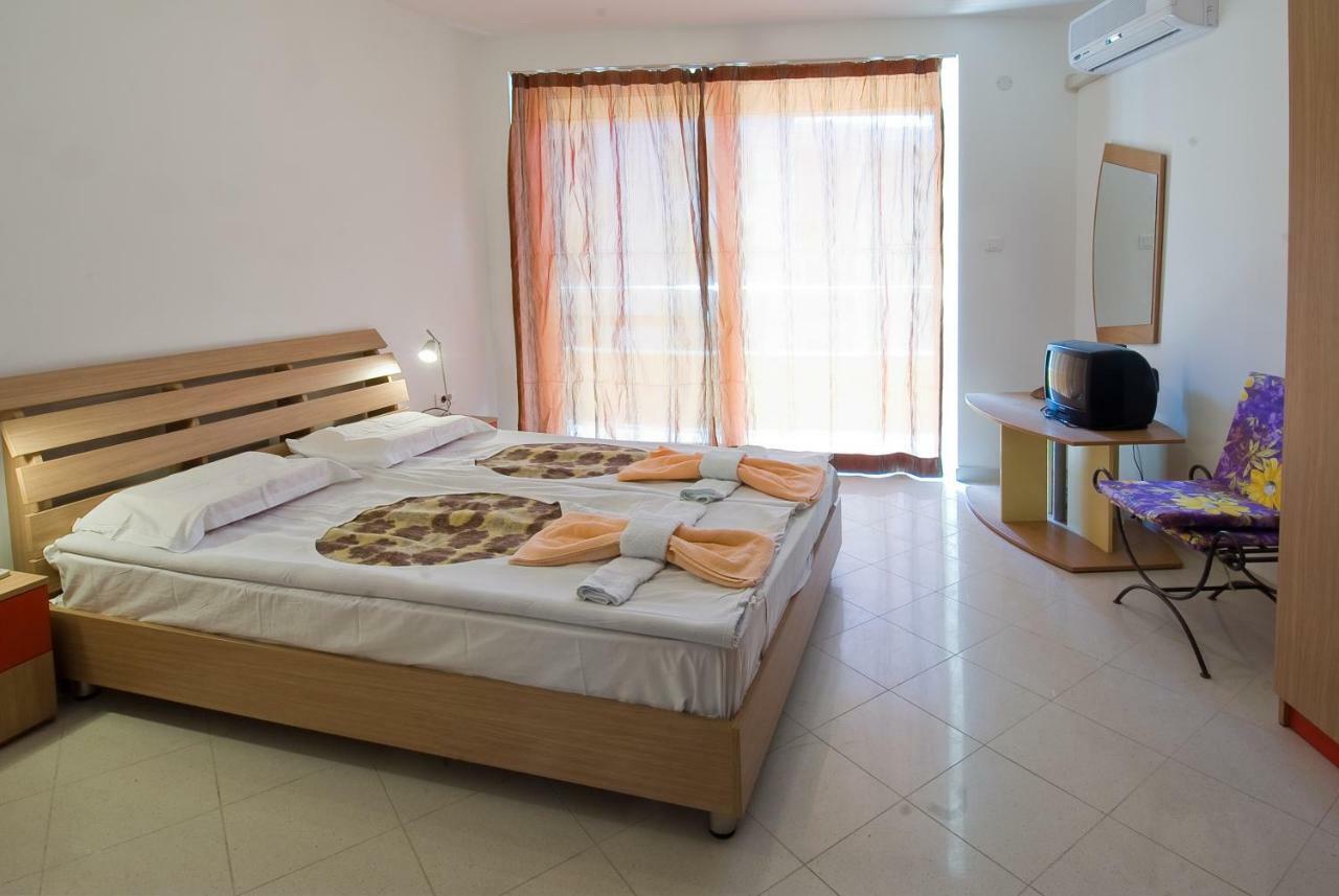 Mng Holiday Yassen Apartments Sunny Beach Esterno foto